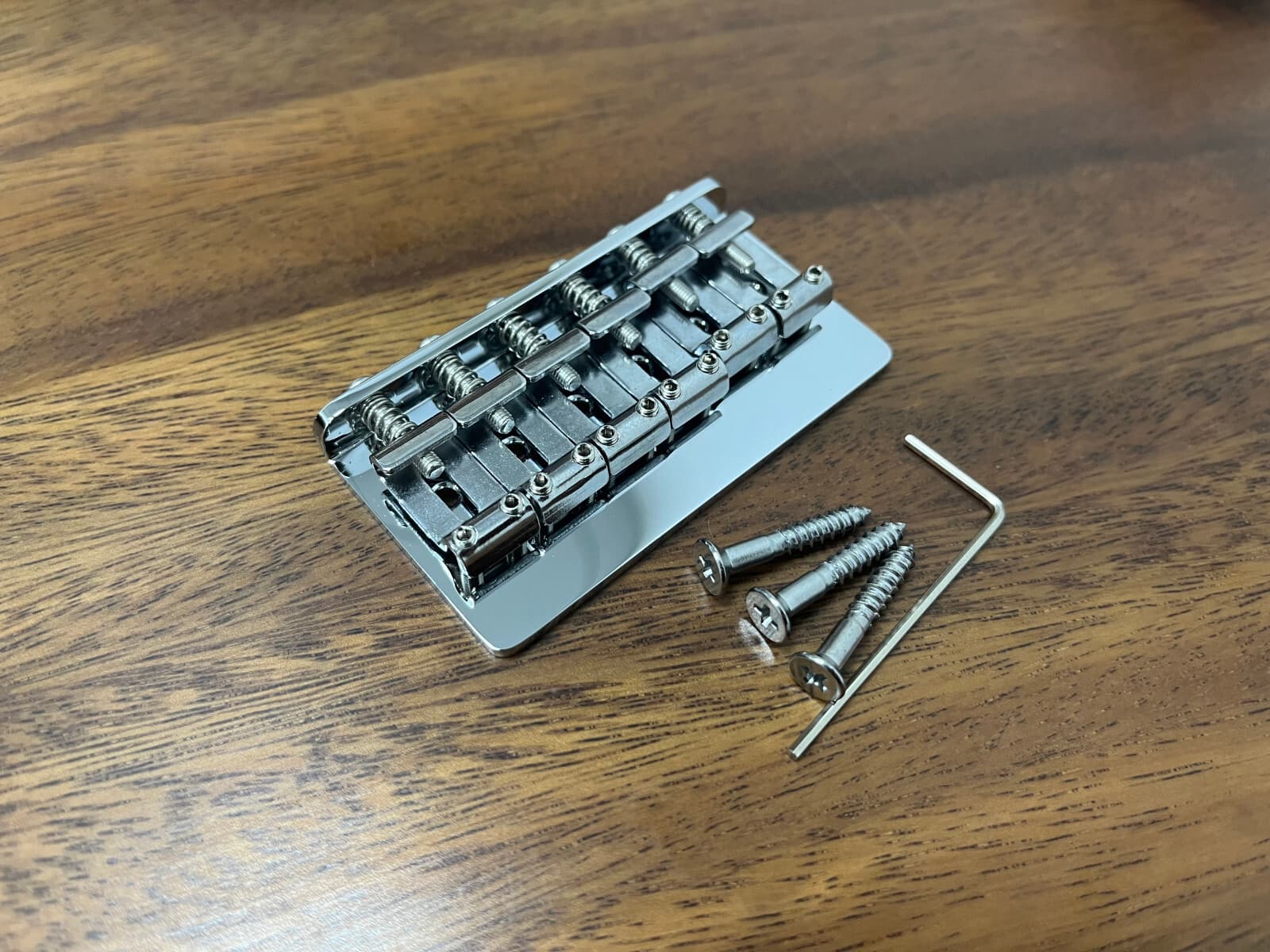 American Vintage Hardtail Bridge — Aumsen CNC-machined saddles