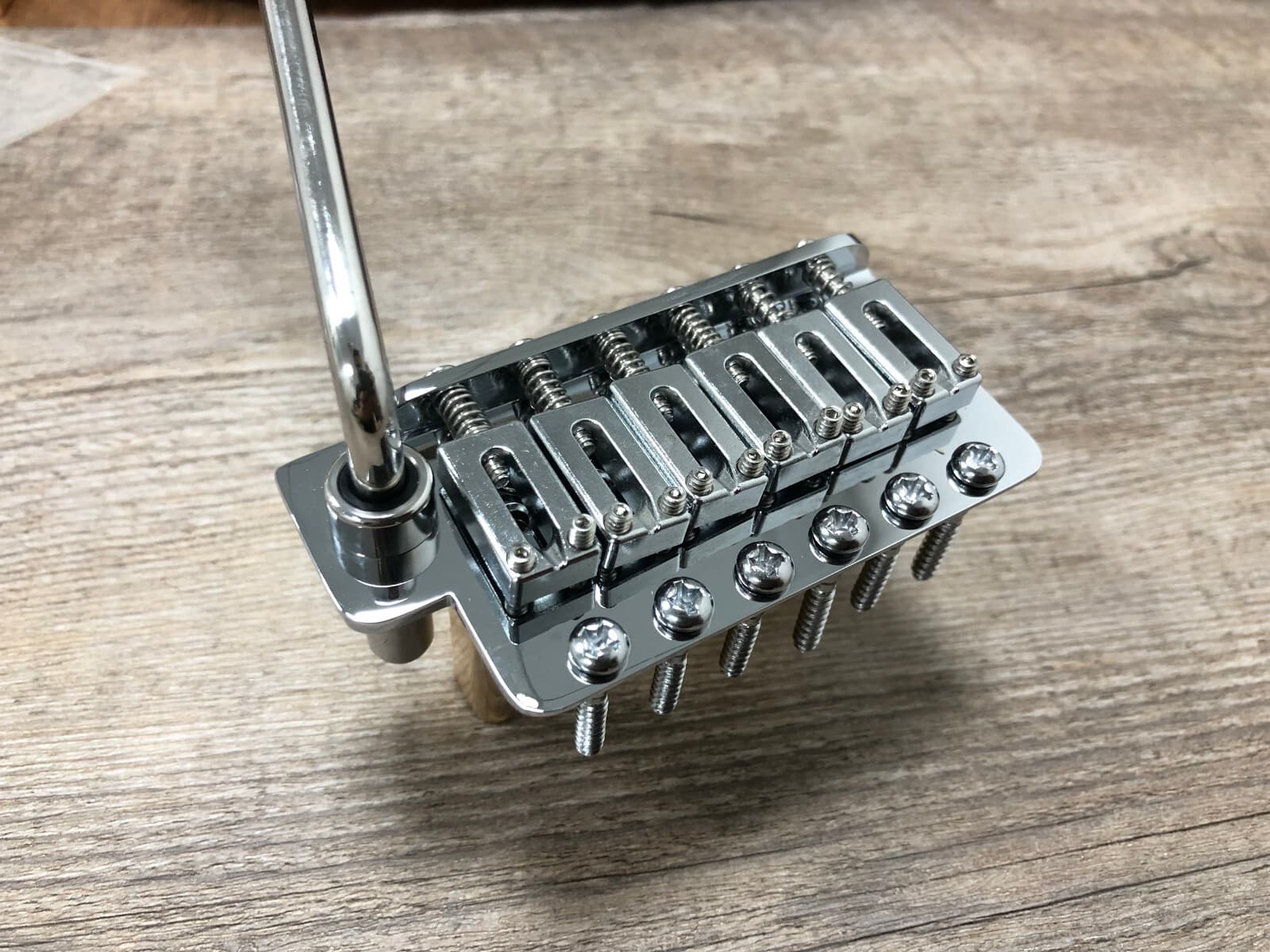 AUMSEN 6 Point Tremolo-brass Saddles for Strat Guitar — Aumsen CNC-machined saddles