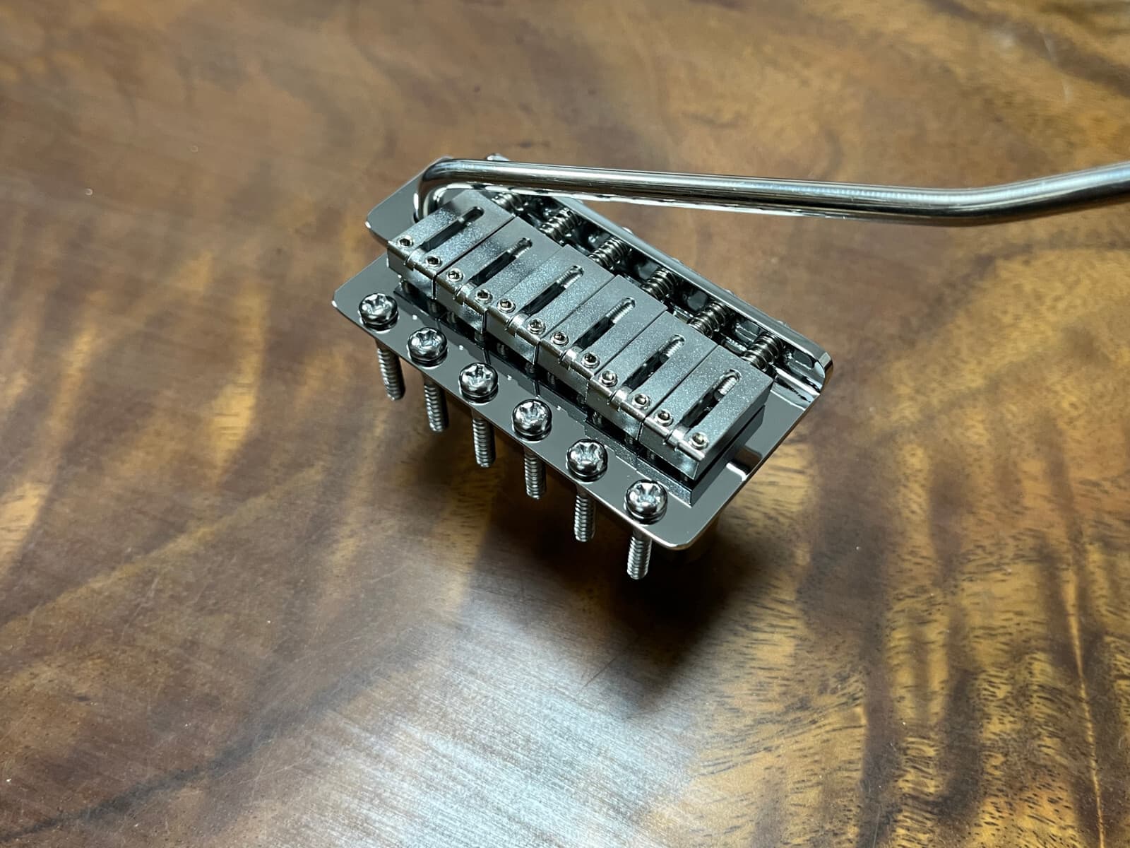 Aumsen Vintage/Narrow Strat Tremolo Bridge Set — Aumsen CNC-machined bridges & tailpieces