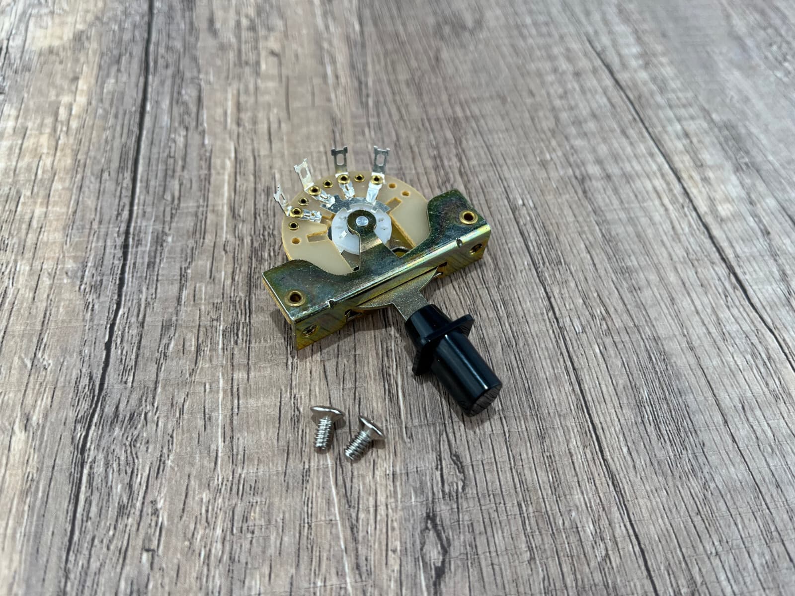 3-Way Blade Switch for Telecaster With Mounting Screws — Aumsen guitar part