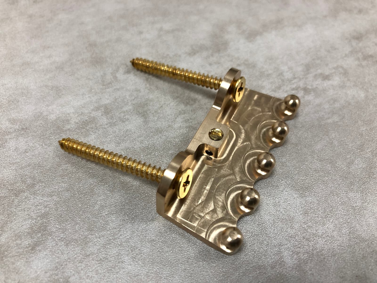 Brass Claw-Tremolo Spring Claw - Best-Seller -For Fender 34mm — view 5